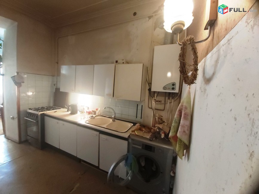 KOD 45662  Bnakaran Kentronum  /3 սենյականոց/ 137 qm
