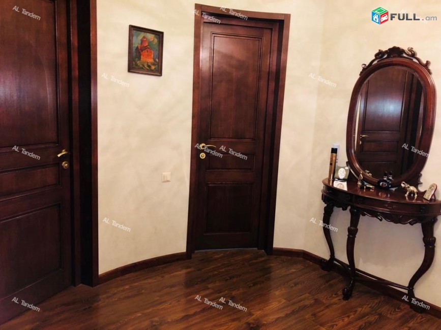 Վաճառվում է   բնակարան  Վերին Անտառայինում