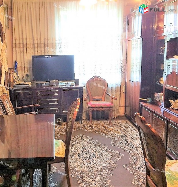Վաճառվում է   բնակարան Ա․ Խաչատրյան   փողոցում
