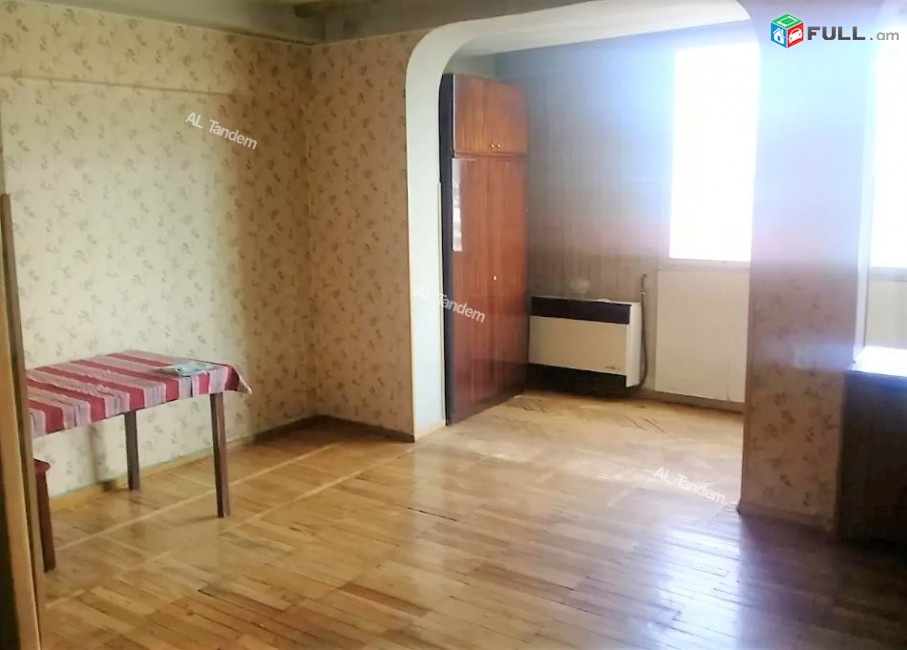 Վաճառվում  է բնակարան Սունդուկյան փողոցում