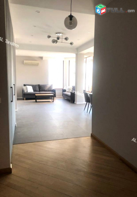 Վաճառվում է բնակարան նորակառույց շենքում