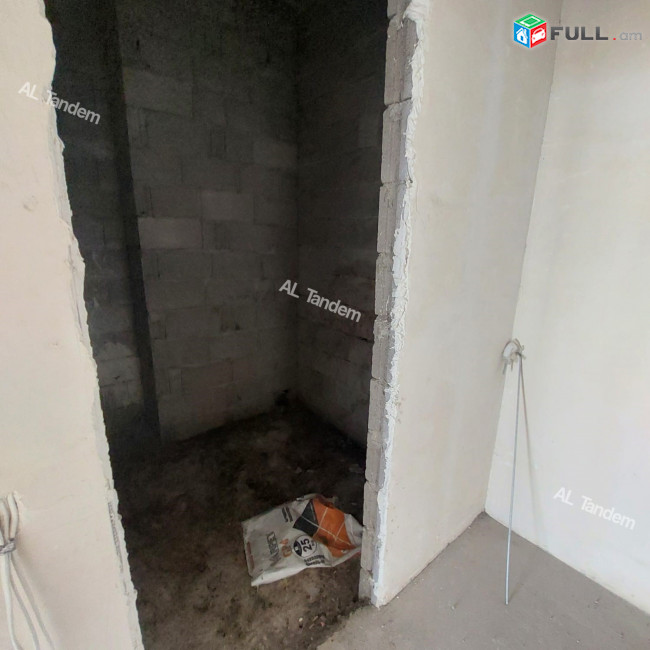 Վաճառվում է բնակարան նորակառույց շենքում Արաբկիր թաղամասում