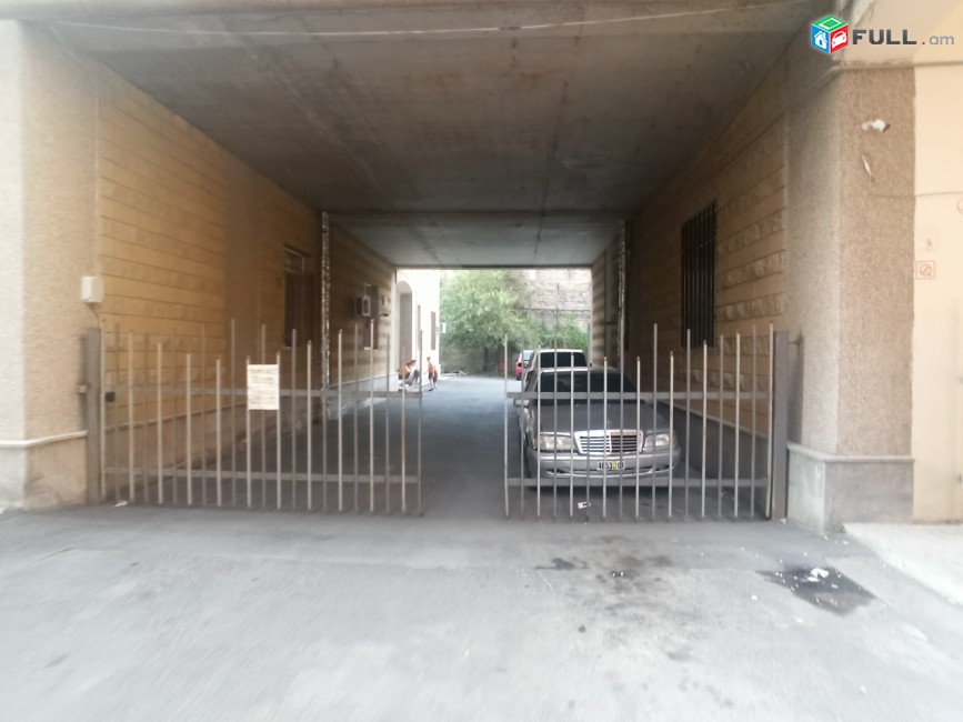 Վարձով  է տրվում 2 սենյականոց բնակարան Արգիշտի փողոցում՝ Գլենդել Հիլս թաղամասում
