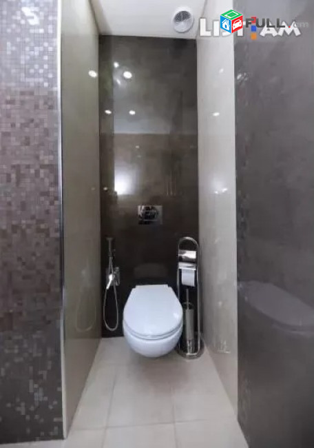 Կոդ 75299  Աբովյան փողոց 3 սենյականոց բն 
