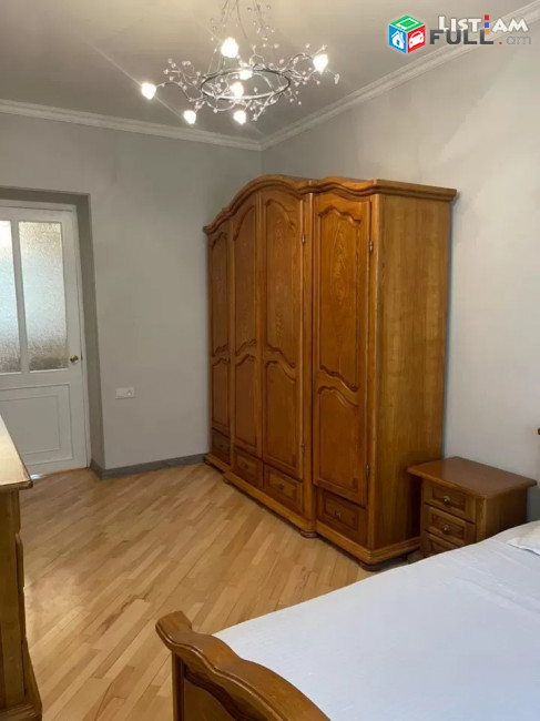 Կոդ 75394  Թումանյան փողոց 3 սենյականոց բն 