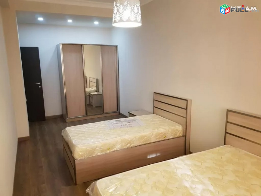 Կոդ 73415  Տերյան փողոց 3 սենյականոց բն նորակառույց շենք