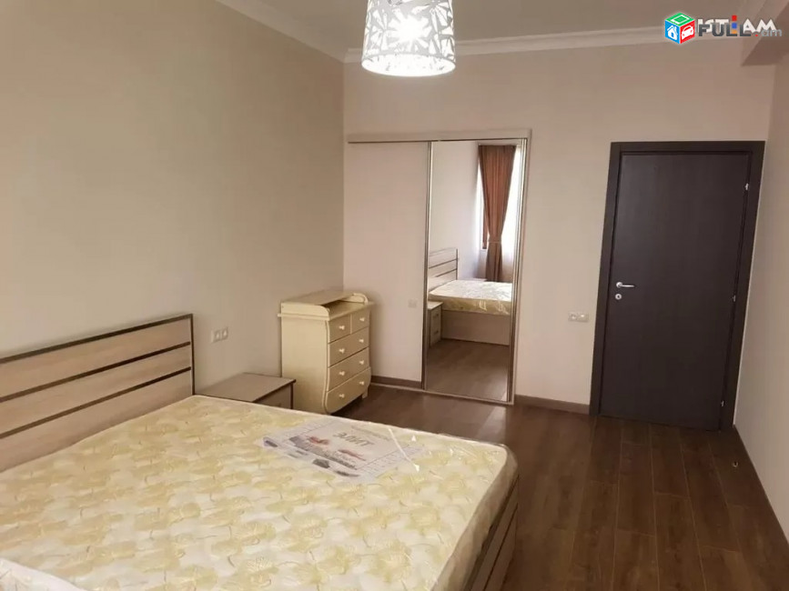 Կոդ 73415  Տերյան փողոց 3 սենյականոց բն նորակառույց շենք