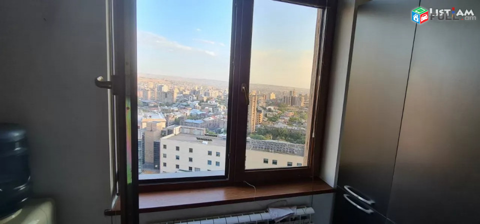 Կոդ 73471  Բաղրամյան Սոսեյի փողոց 5 սենյականոց բն 