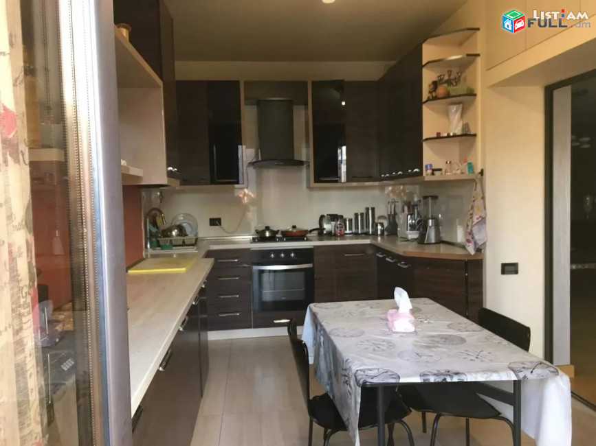 Կոդ 73549  Կոմիտասի պողոտա 5 սենյականոց բն 2 սանհանգույց