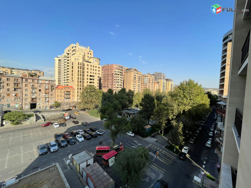 Կոդ 73334  Բուզանդի փողոց 3 սենյակ 
