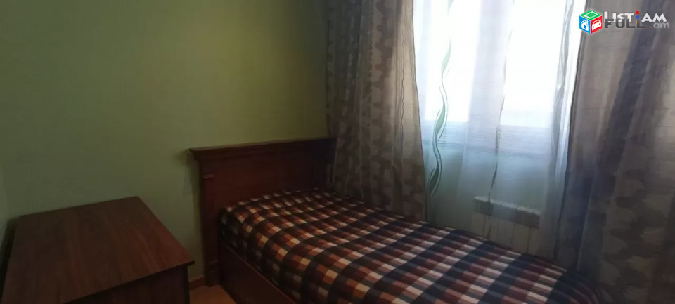 Կոդ 73341  Սարյան փողոց 3 սենյակ 