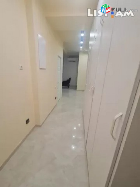 Կոդ 73344  Ամիրյան փողոց 3 սենյականոց բն 