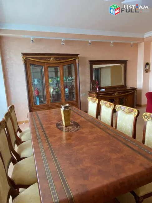 Կոդ 73384  Քեռու փողոց 3 սենյակ 2 սանհանգույց