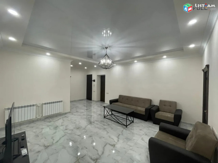 Կոդ 73426  Նալբանդյան փողոց 3 սենյականոց բն 