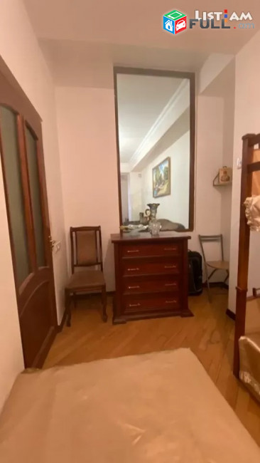 Կոդ 73462  Գյուլբենկյան փողոց 3 սենյակ