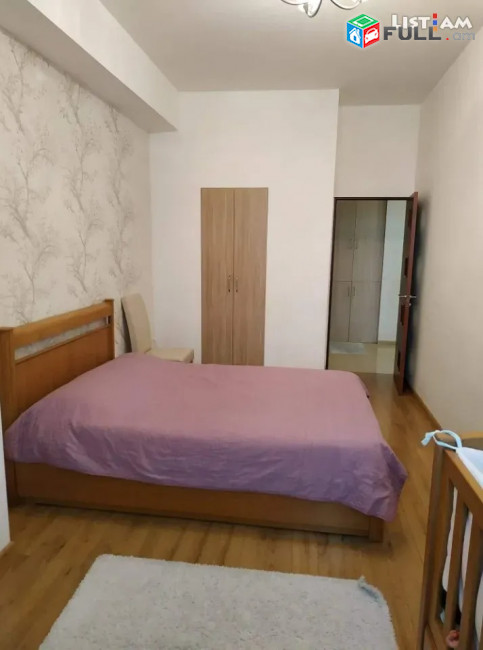 Կոդ 73577  Հրաչյա Քոչար փողոց 3 սենյակ, 2 սանհանգույց