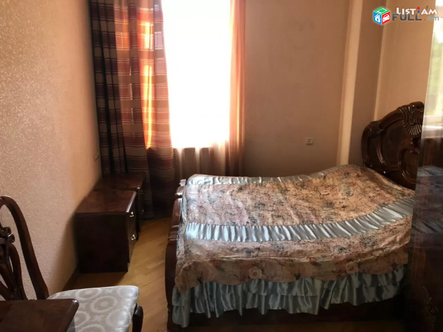 Կոդ 73599  Մաշտոցի պողոտա 6 սենյակ 3 սանհանգույց