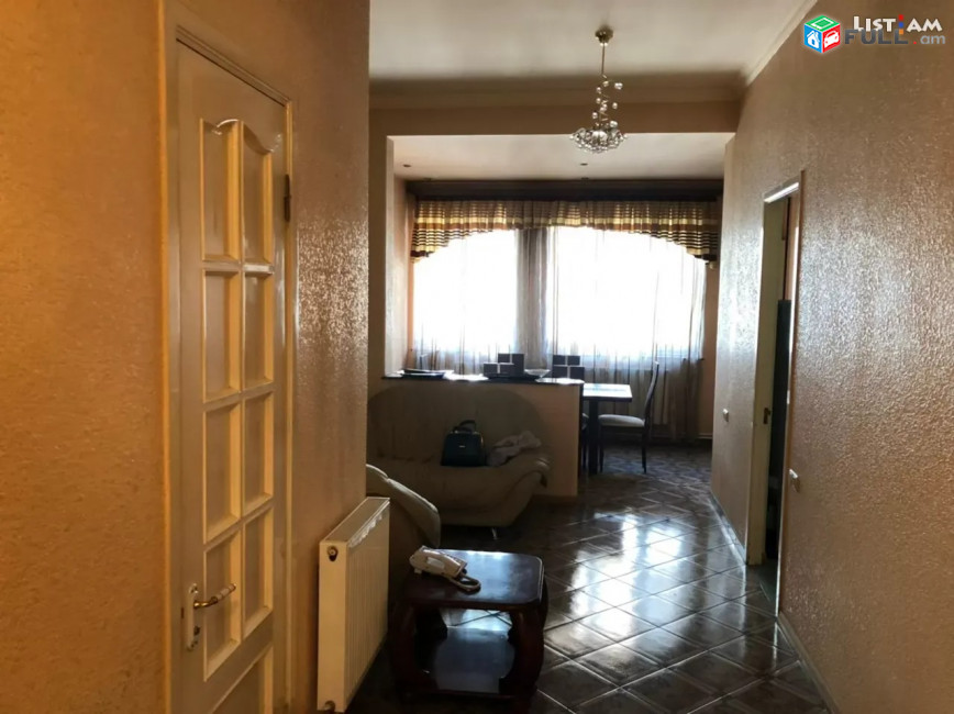 Կոդ 73599  Մաշտոցի պողոտա 6 սենյակ 3 սանհանգույց