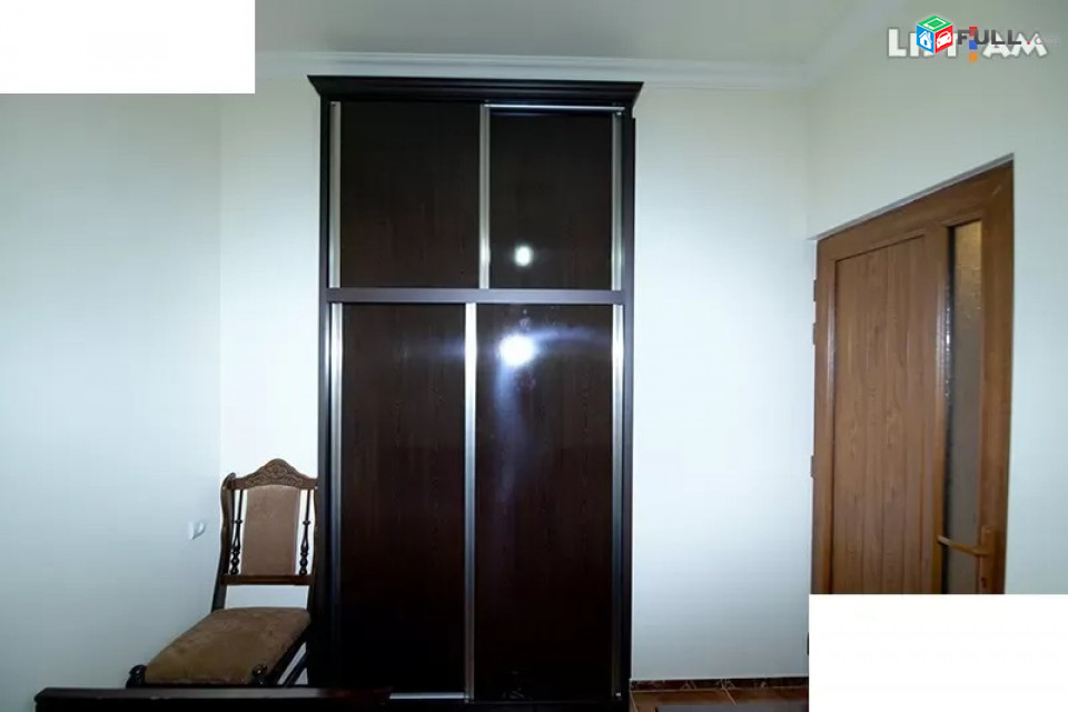 Կոդ 73654  Կասյան փողոց 3 սենյակ 