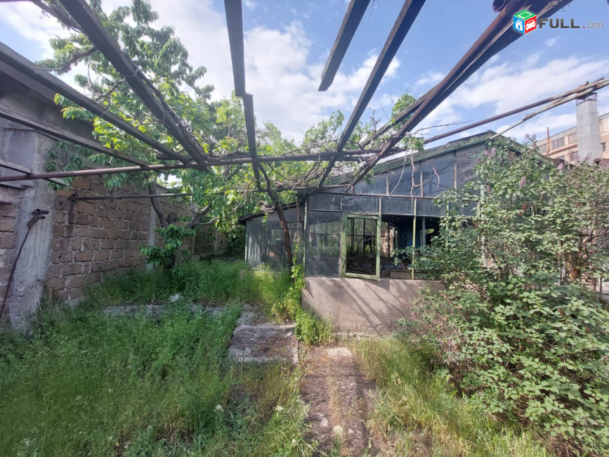 51462  Առանձնատուն Փարաքարում