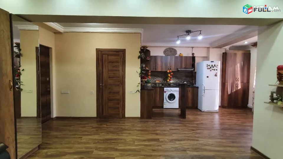 ԿՈԴ MM187 Վարձով է տրվում 2 սենյականոց բնակարան Սարյանի փողոցում
