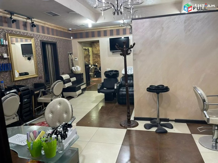 Կոդ 51409 Վարձով է տրվում Գործող վարսավիրանոց