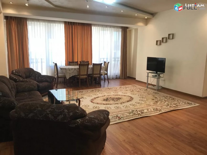 Կոդ 51494 Վարձով է տրվում 3 սենյականոց բնակարան Կոմիտասի պողոտայում