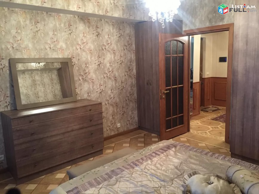 Կոդ 51501 Վարձով է տրվում 3 սենյականոց բնակարան Բաղրամյան  պողոտայում