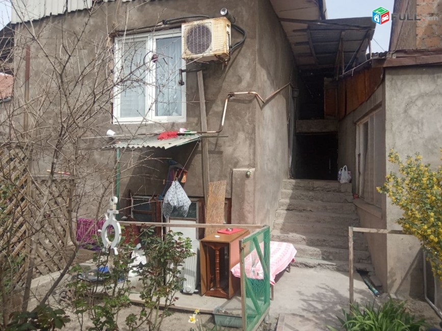 TM519 ????Վաճառվում  է 2 հարկանի, 5+սենյականոց առանձնատուն՝ 500/120քմ 