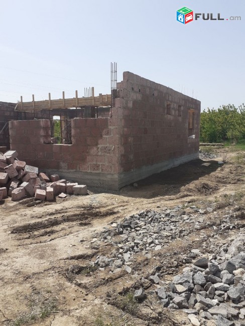 VM501 Վաճառվում  է 1 հարկանի, 4 սենյականոց նորակառույց առանձնատուն ՝ 300/100 քմ մակերեսով