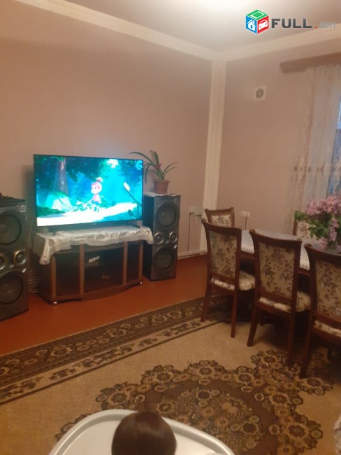 VM509 Վաճառվում է 1 հարկանի , 4 սենյականոց   առանձնատուն  400/100 քմ