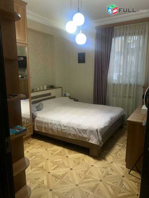TM621 ????Վաճառվում է 4 սենյականոց  բնակարան՝ 80 քմ մակերեսով, 5 հարկանի  քարե շենքի 3-րդ հարկում
