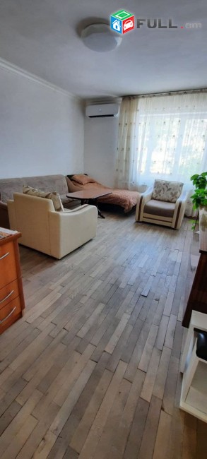 ASH267 ????Վաճառվում է 2 սենյականոց  բնակարան՝ 48քմ մակերեսով, 5 հարկանի  քարե շենքի 3-րդ հարկում
