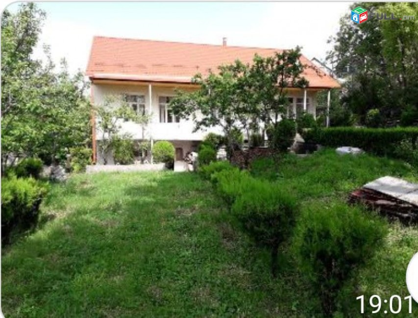 BB538 ????Վաճառվում և օրավարձով է տրվում 2 հարկանի , 8+ 