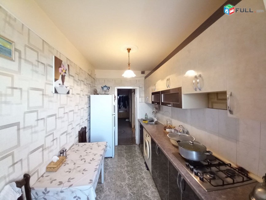 ASH351????Վաճառվում է 3 սենյականոց  բնակարան՝ 81.4քմ մակերեսով, 14 հարկանի  շենքի 14-րդ հարկում: