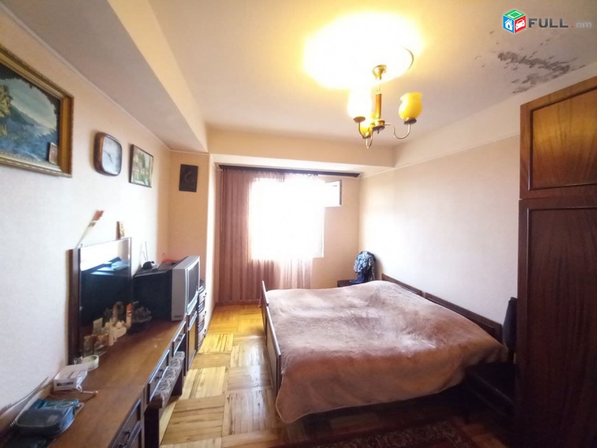 ASH351????Վաճառվում է 3 սենյականոց  բնակարան՝ 81.4քմ մակերեսով, 14 հարկանի  շենքի 14-րդ հարկում: