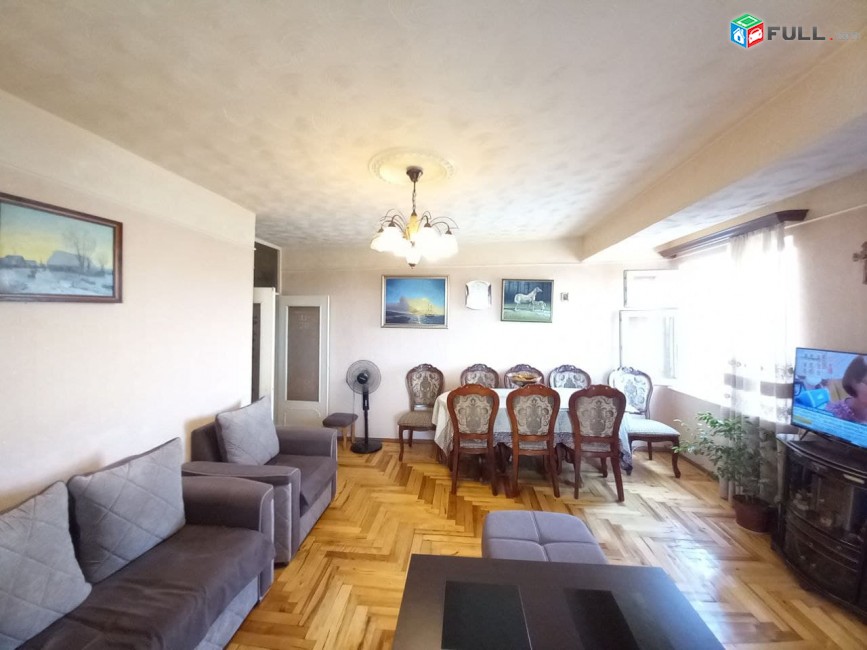 ASH351????Վաճառվում է 3 սենյականոց  բնակարան՝ 81.4քմ մակերեսով, 14 հարկանի  շենքի 14-րդ հարկում: