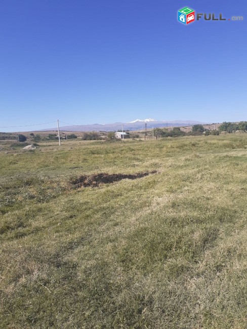 VM662Վաճառվում է 1060քմ /22×48 / մակերեսով տնամերձ հողատարածք