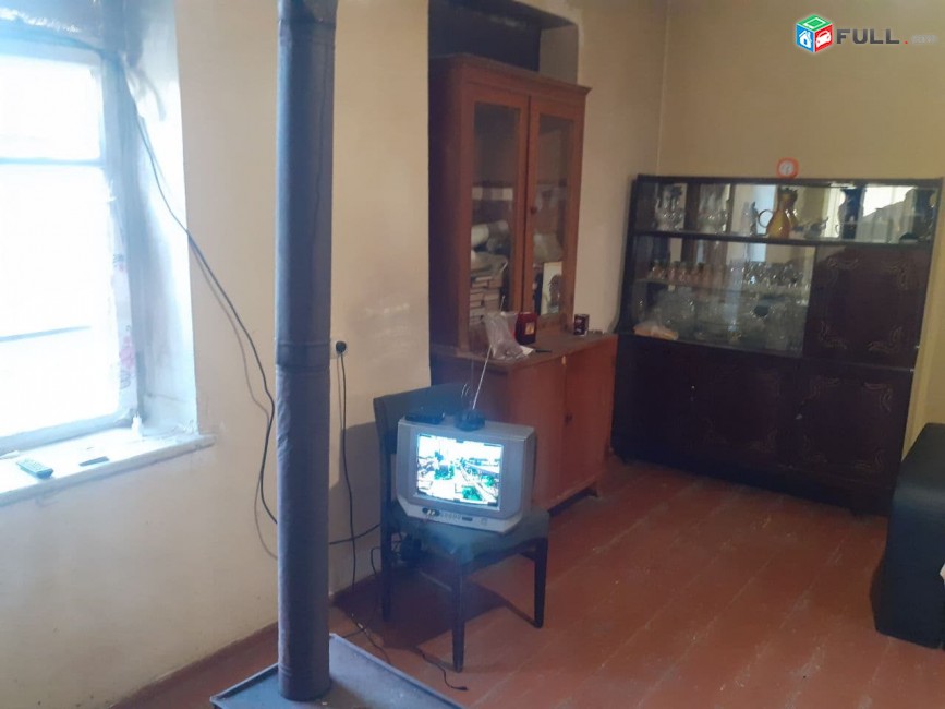 VM701 Վաճառվում Է առանձնատուն