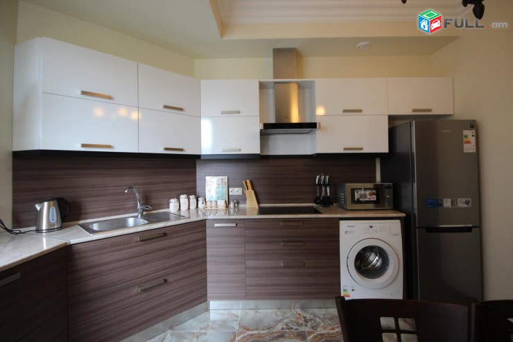 Daily rent apartment in Yerevan , Northern avenu 5
