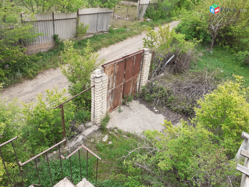 առանձնատուն Արայի Լեռան դաչաներում: