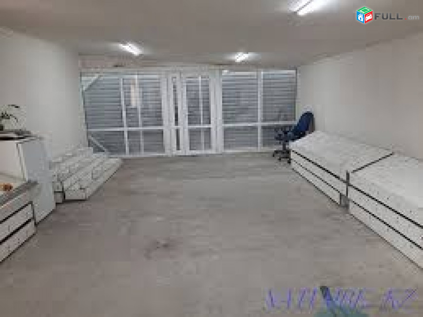  կոմերցիոն ունիվերսալ տարածք