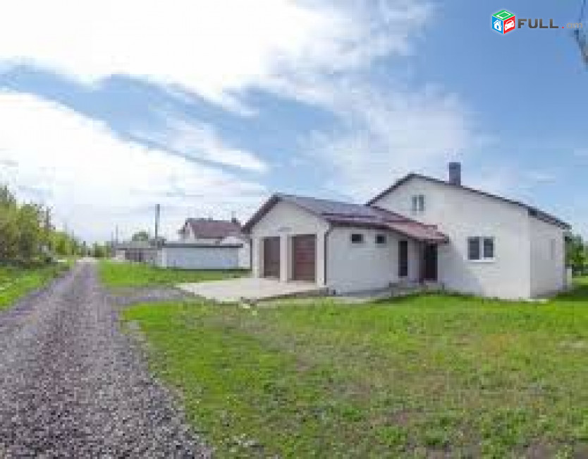 С-006 Վաճառվում է 1 հարկանի 4 սենյականոց առանձնատուն Բալահովիտում։