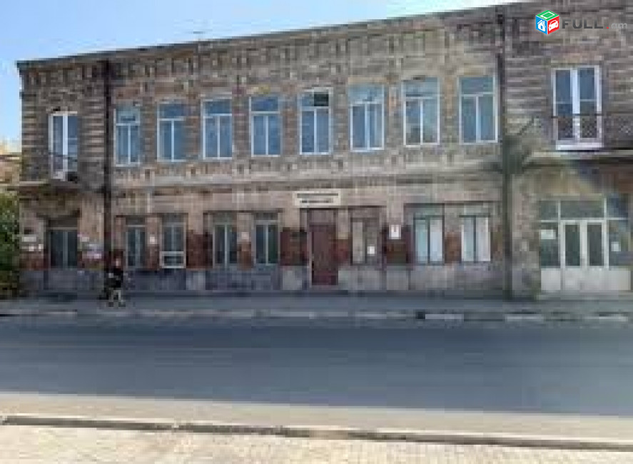 Պահեստներ արտադրական տարածքներ անգարներ