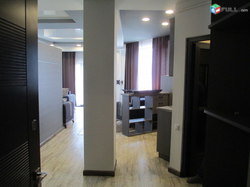 1 սենյականոց բնակարան, Karapet Ulnetsi street, 40 ք.մ., 4/3 հարկ