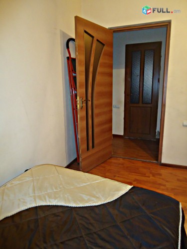 Օրավարձով / Oravarcov Pak Shukai mot, Kentron 1 senyak FOR RENT/ Посутоно Аренда
