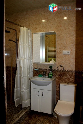 Bnakaran, house