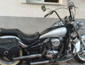 Kawasaki Vulcan 900