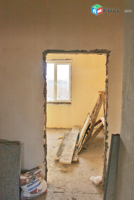 Վաճառվում է առանձնատուն 