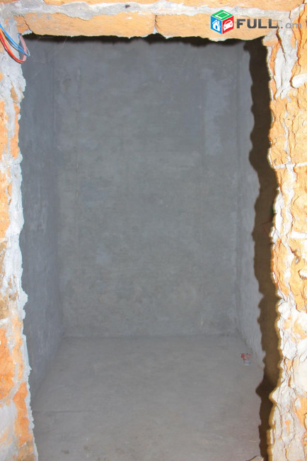 Վաճառվում է առանձնատուն 